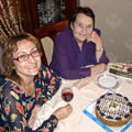 Мы с Ниной Григорьевной Хохловой, моей свекровью, отмечаем совместный день рождения. Нам 128 лет! 14 октября 2006 г.