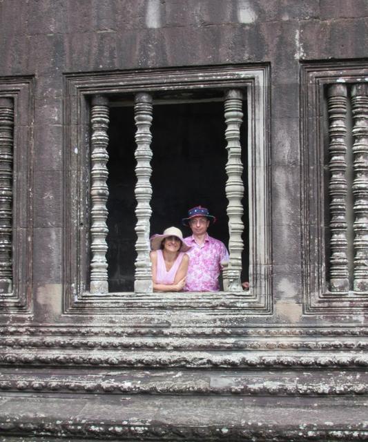 В храмовом комплексе Ангкора. Камбоджа, г. Сием-Рип, 9 июня 2012 г. 