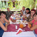 Честная компания в ресторане "Шале": я, мама, Володя, Тома, Люда и Оля Катины. Северодонецк, 9 августа 2012 г.
