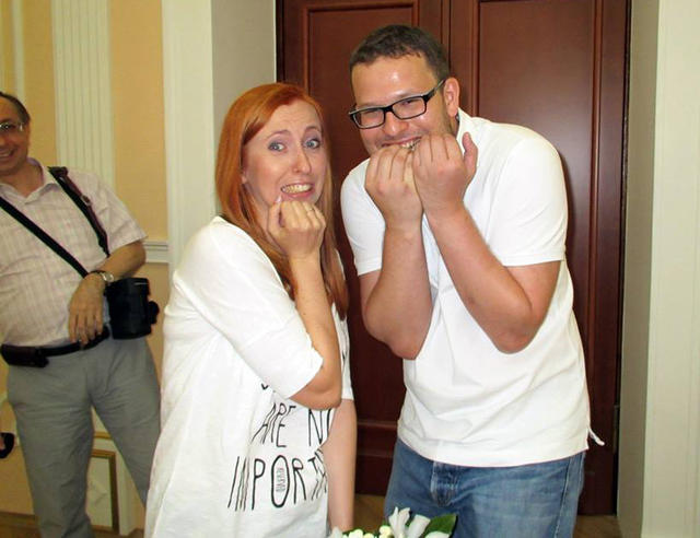 Нина и Олег перед таинством бракосочетания. Грибоедовский загс, 4 июля 2013 г.