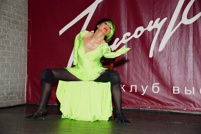Танец "Платье-фантом" от RockinlaRock на конкурсе ¡Diferentes! в клубе "Высоцкий". 19 июня 2016 г. 